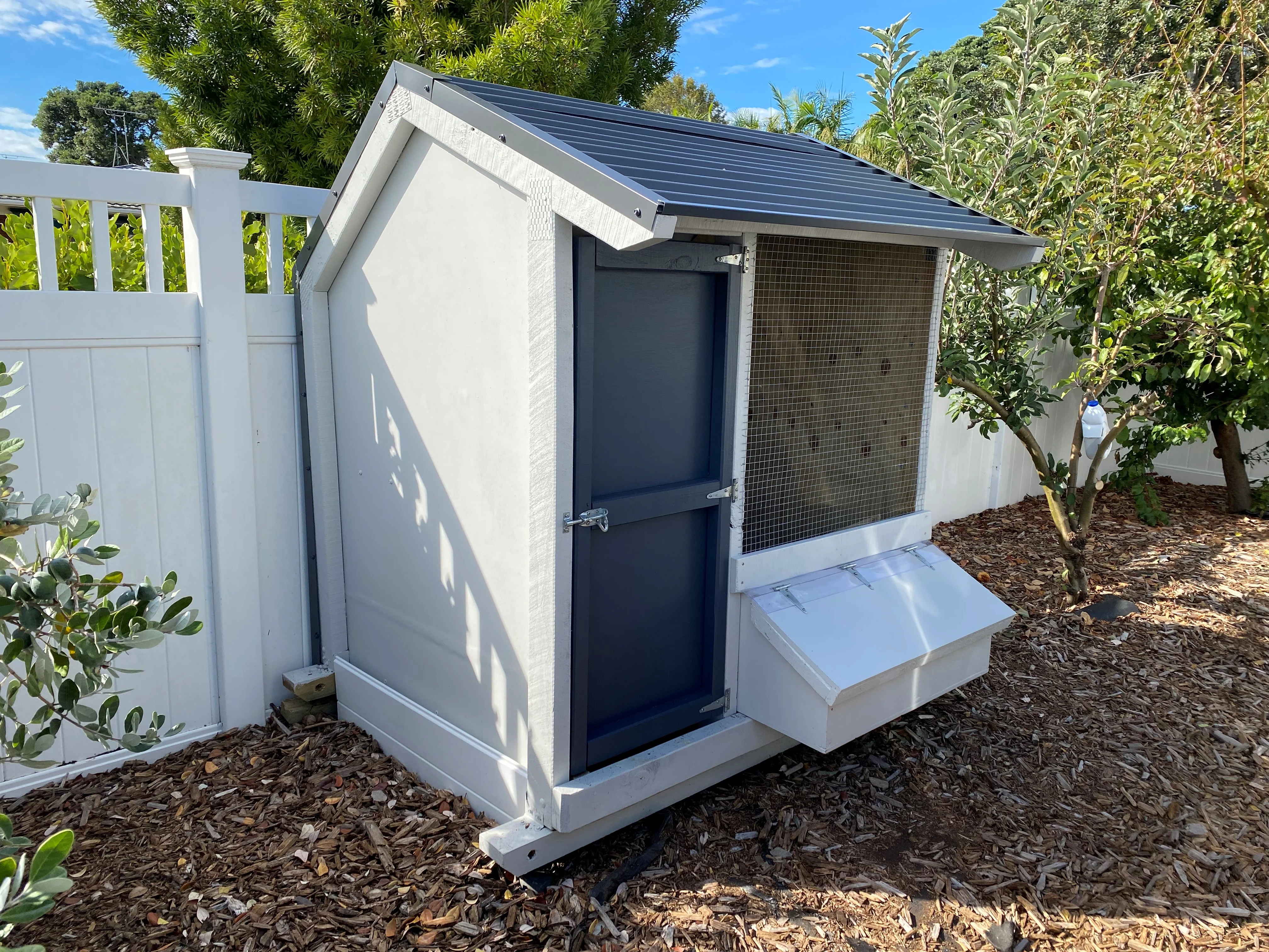 1 Bay Chicken Coop - Image 10