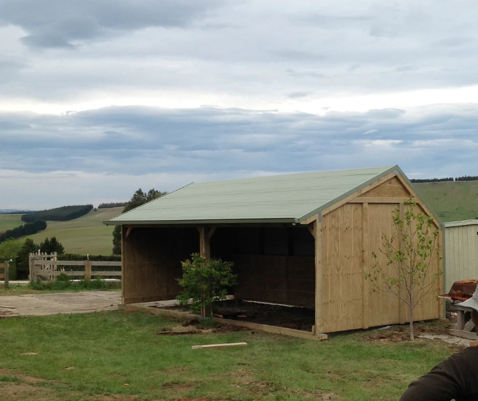 Extra Large Paddock Shelter - Image 3