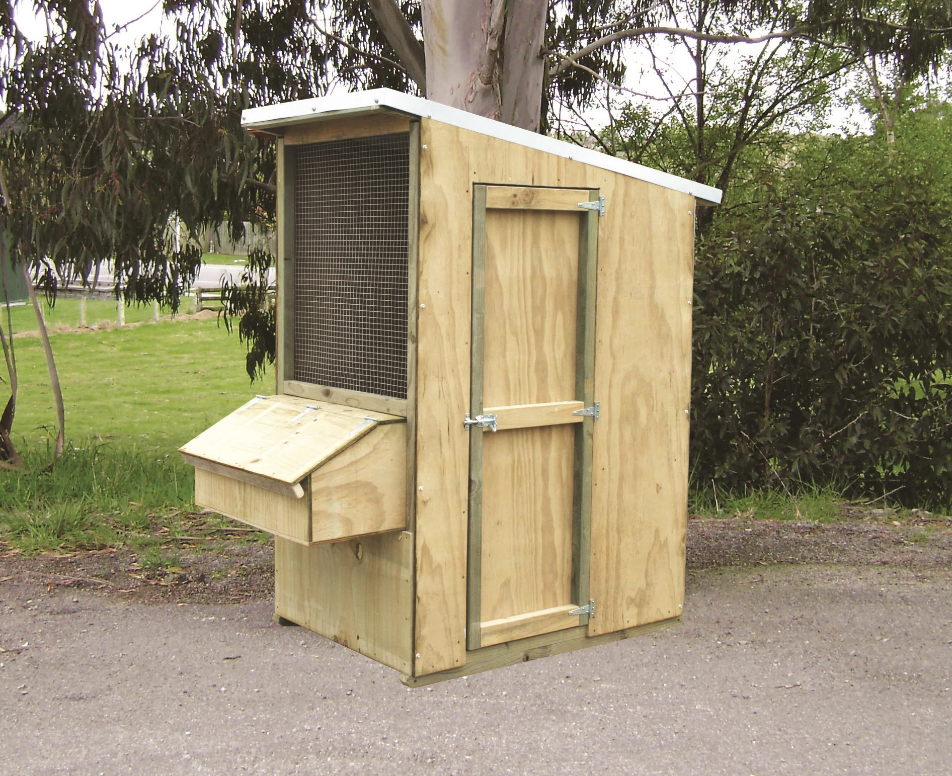 Shanty Chicken Coop - Image 3