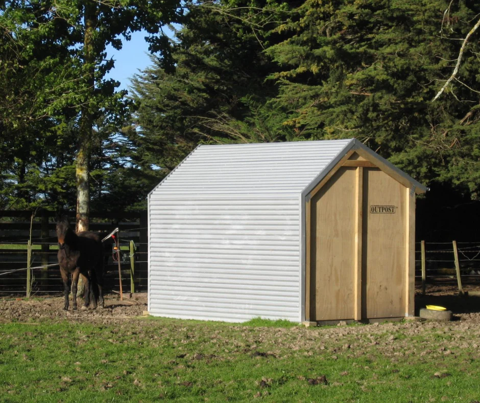 Small Horse Shelter - Image 6